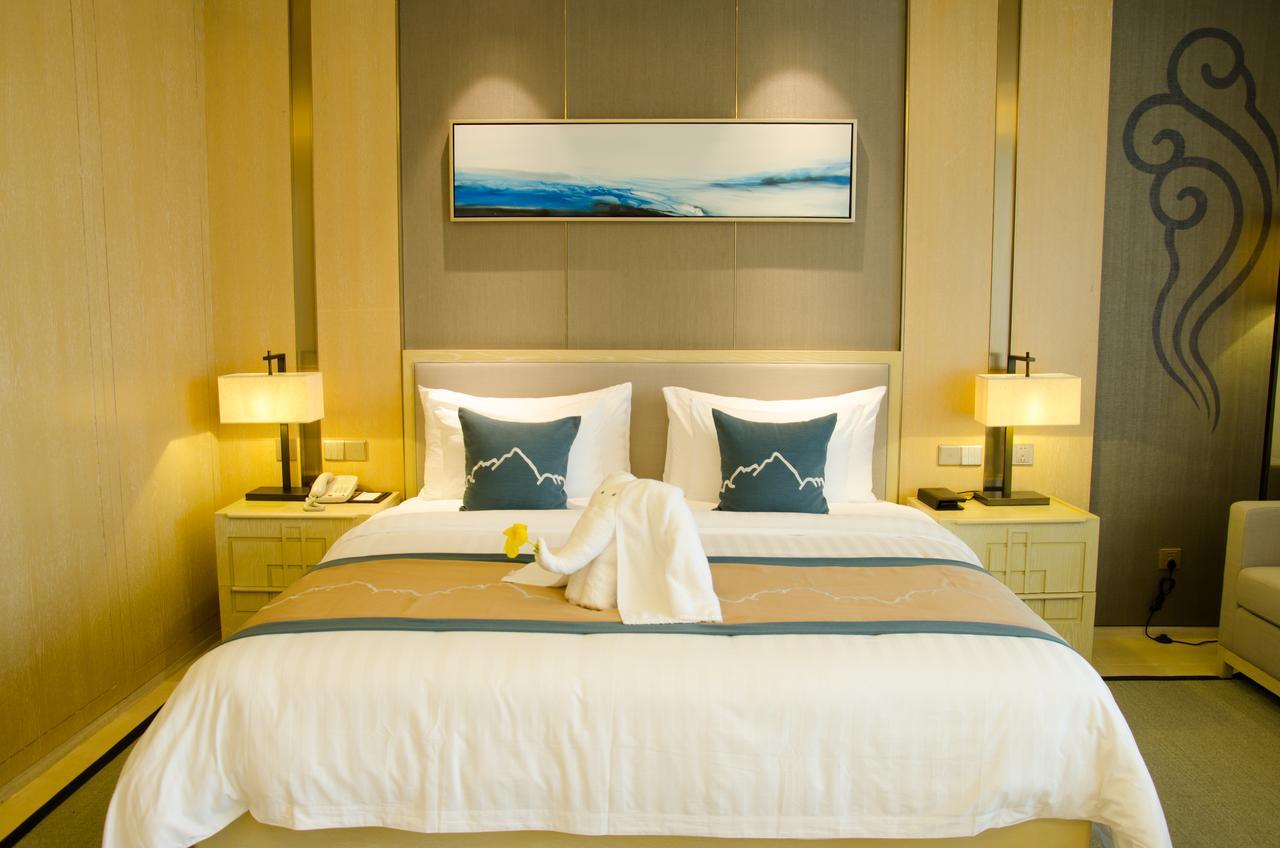 Grand New Century Hotel סניה מראה חיצוני תמונה