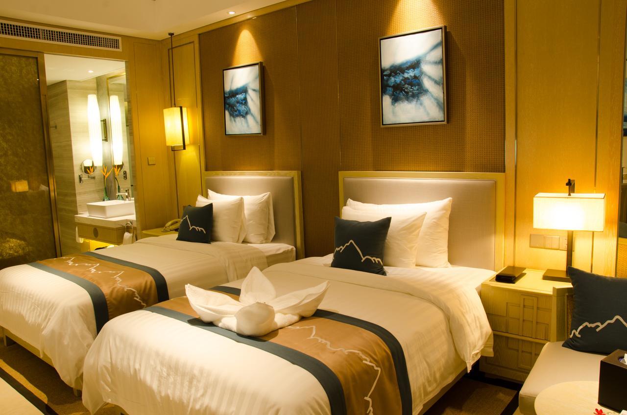 Grand New Century Hotel סניה מראה חיצוני תמונה