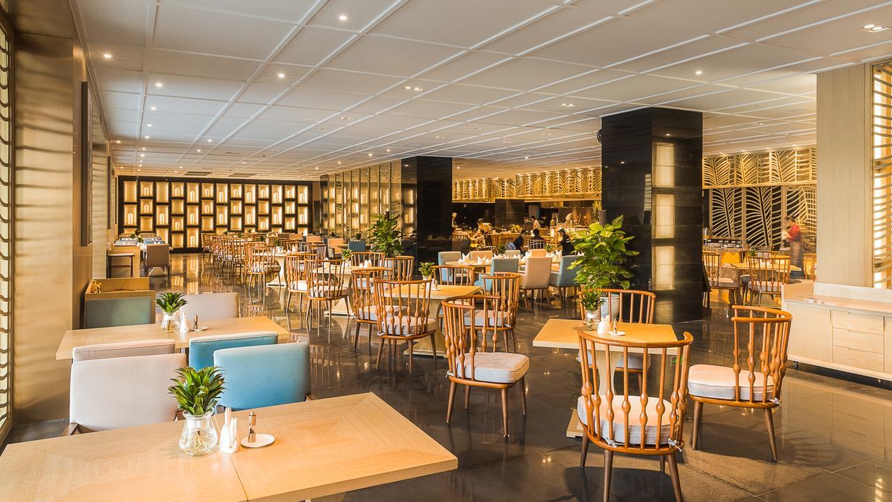 Grand New Century Hotel סניה מראה חיצוני תמונה